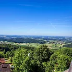 Bernhard Im Bayerischen Wald Lejlighed